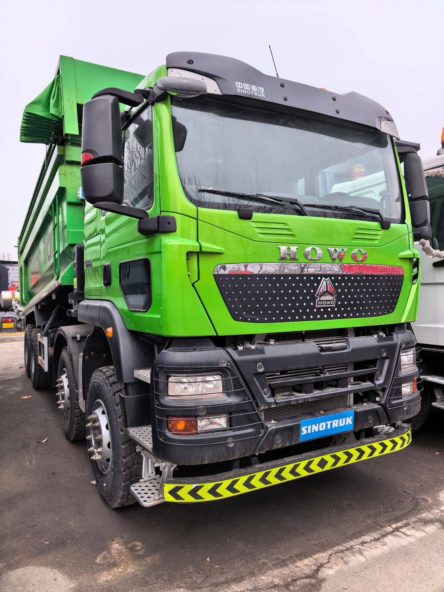 In-Stock Sinotruk Howo Tx8×4 Dump Truck, Earthmoving Truck, African Dump Truck, Sinotruk Howo Dump Truck