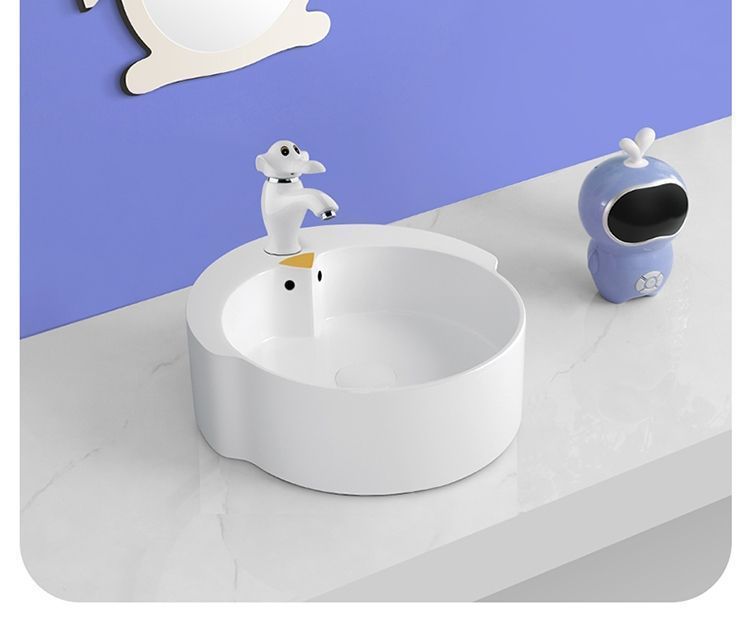 Kindergarten children's colored ceramic penguin squat toilet, boy urinal, urine bag, washbasin, washbasin platform undefined