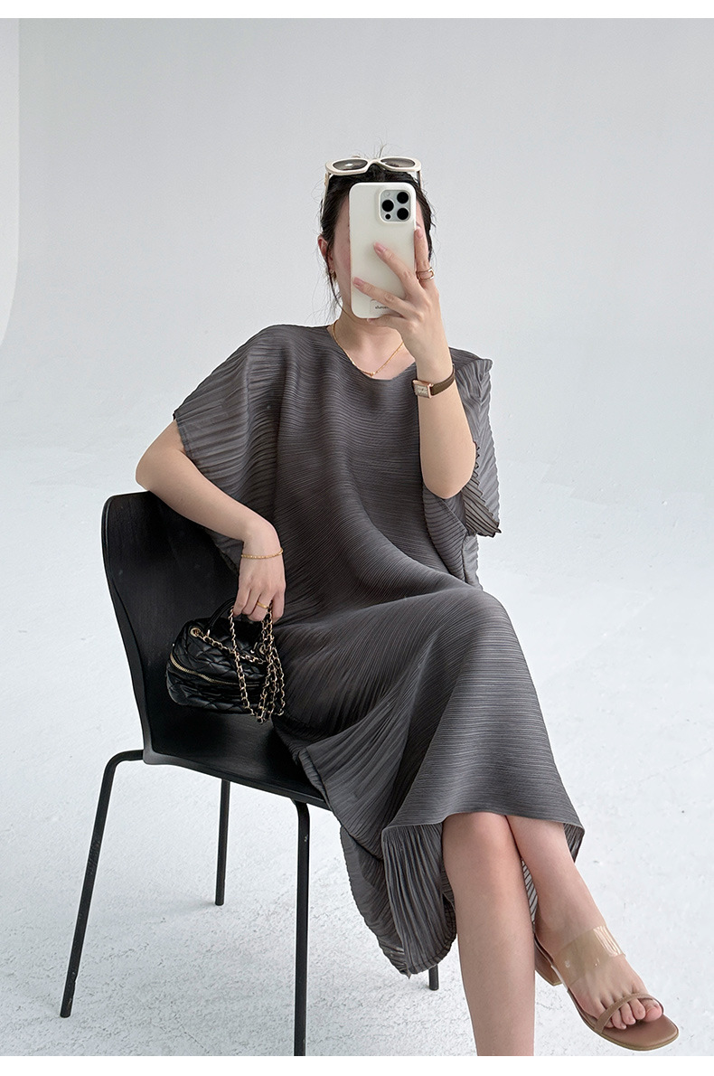 Váy maxi xếp ly cổ tròn tôn dáng mùa hè — Màu đen chi tiết 16