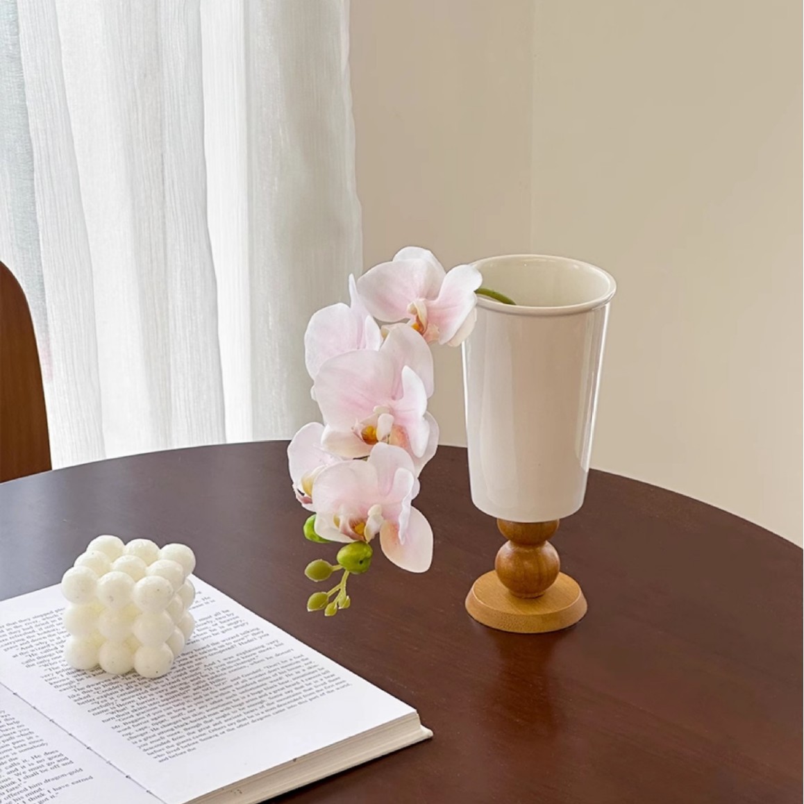 French Retro Style Wooden Tall Ceramic Vase Advanced Sense Vase Ornaments Living Room Entrance Flower Aromatherapy Bottle