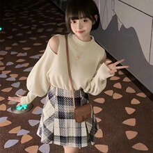 【黛珊】2025早春新品日系通勤甜美纯色露肩显瘦灯笼袖针织毛衣