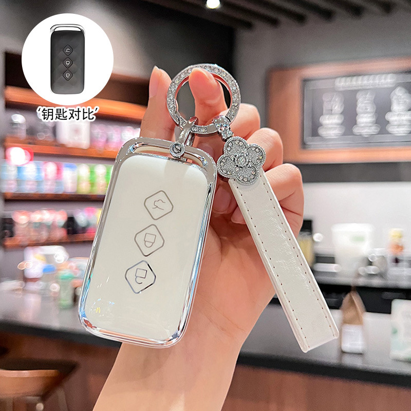 [Wuling D 모델] 실버 엣지 화이트 + 뉴 네잎 클로버