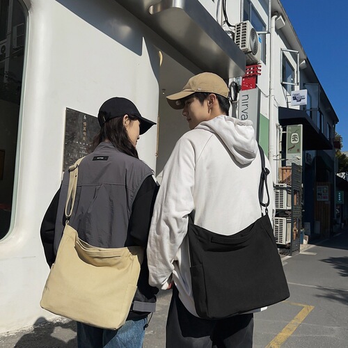 Japanese-style commuting canvas bag for women, spring 2025 new model, Ruiying trendy large-capacity versatile unisex shoulder tote bag for college students