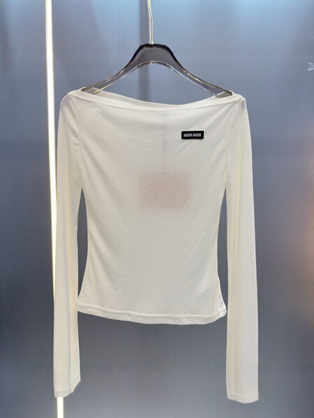 Autumn demi-season long-sleeve