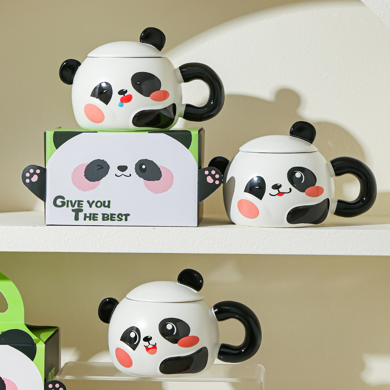 Creativo panda red taza de agua roja taza de marca de taza de cerámica de oficina en el hogar regalo de taza de desayuno de dibujos animados