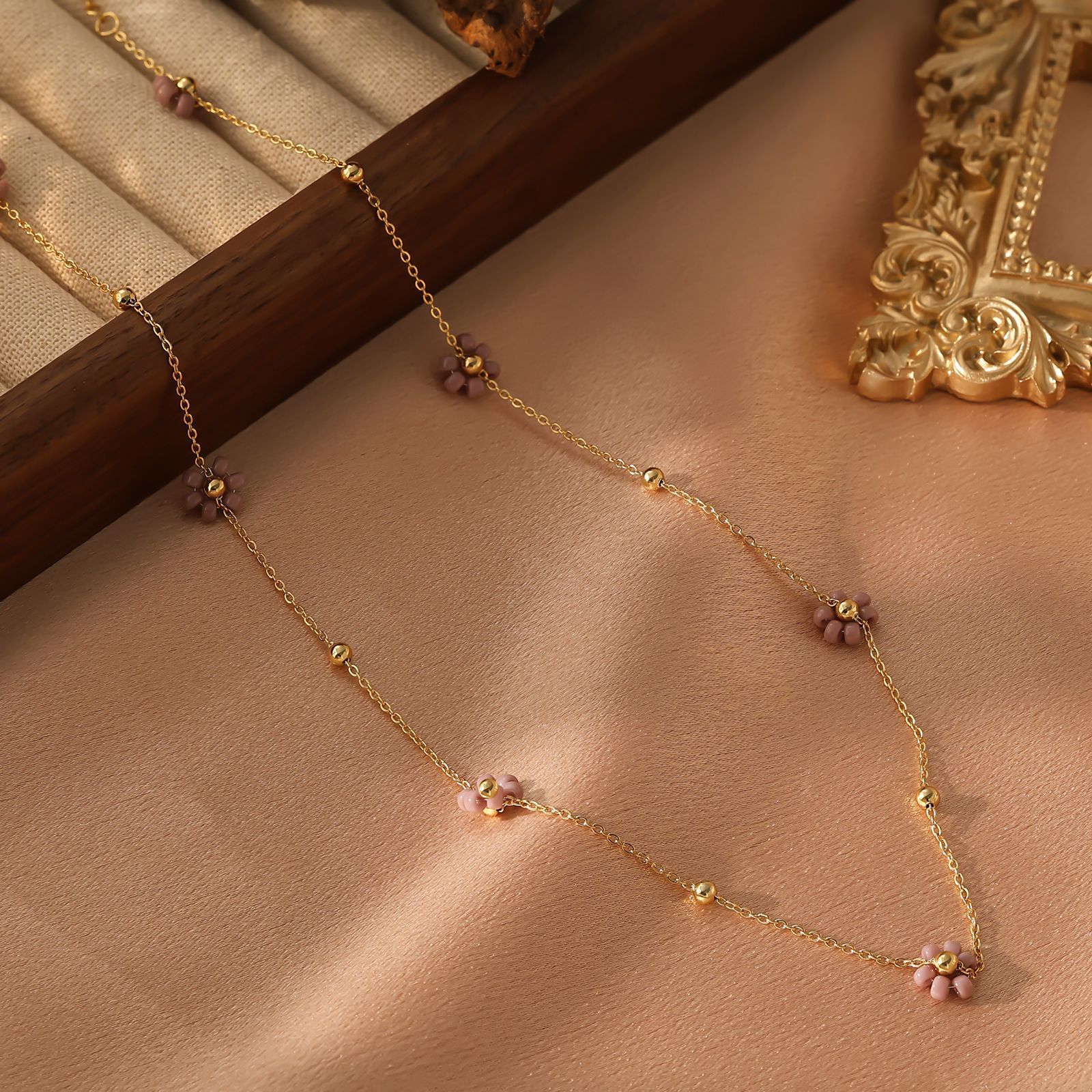 10g Weight Necklace Classification Titanium Steel Chain Material cable chain Chain Type 1 Piece Quantity Holiday, Daily Occasion Titanium Steel Material Flower Pattern All Seasons Season Women's Gender Plating Design Simple Style Style Wholesale Jewelry Simple Style Flower Titanium Steel Plating Necklace Cable Chain 15