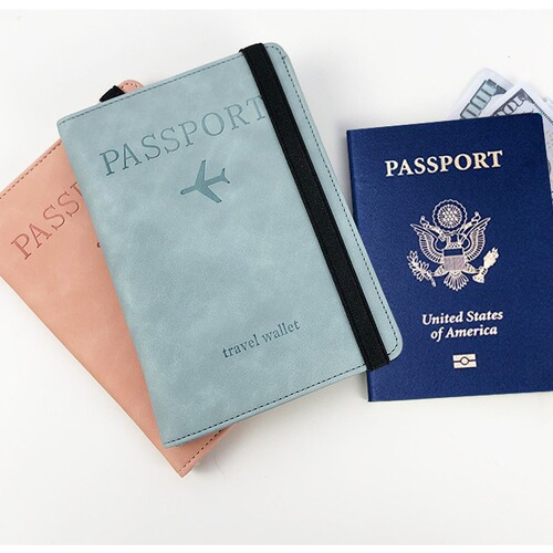 Color-changing PU leather skin-like multi-color strap passport holder luggage tag set multi-functional passport clip bag
