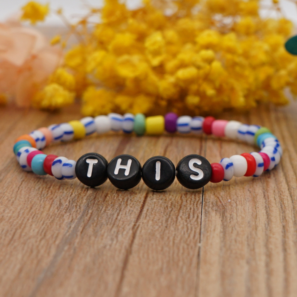 Bohemian Glass Colored Millet Beads Letter Beaded Small Bracelet display picture 3