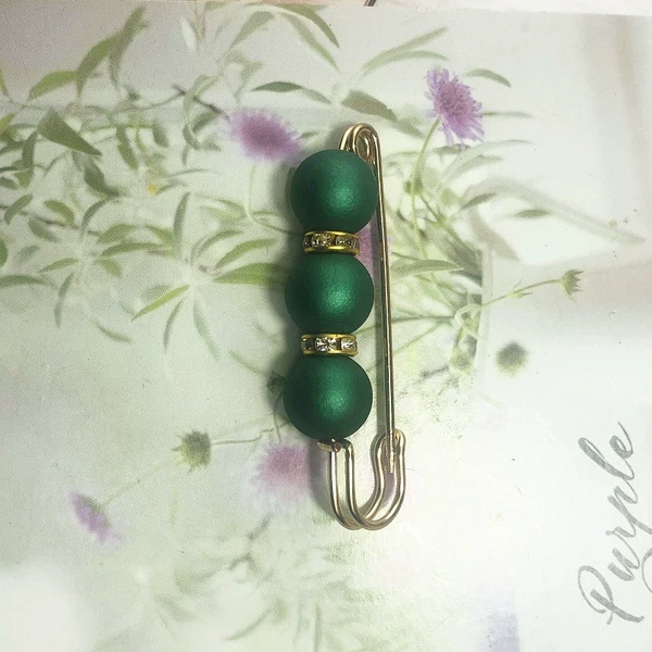 5.8cm brooch-3 beads green (preferred delivery of collection and purchase)