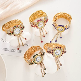 石英表;电子表;发夹