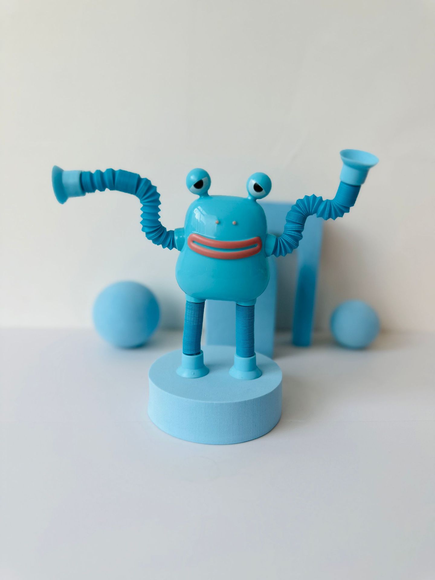 Juguete Antiestrés Telescópico Portátil y Versátil con Forma de Rana, Conejo, Ciervo de Patas Largas y Huevo, con Dientes que Salen, para Niños image 8