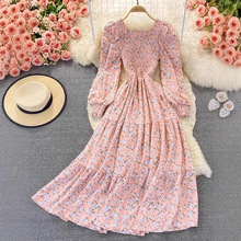 跨境法式复古桔梗裙森系超仙女泡泡袖方领碎花连衣裙优雅气质大摆