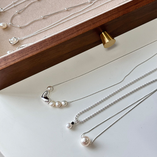 S925 Pure Silver French Vintage Pearl Necklace for Women, Trendy Minimalist Elegance Clavicle Chain, Unique Design Sense Collection