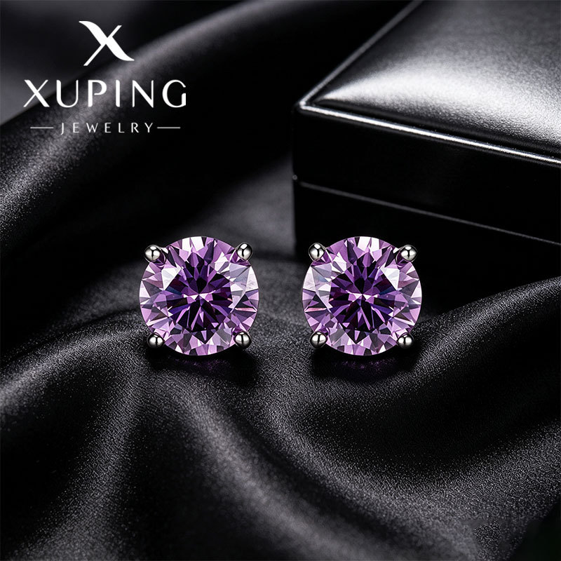 Xuping Jewelry Moda, simple y versátil, cuatro garras y seis garras, pendientes de circón simples, desplazamientos diarios, pendientes pequeños exquisitos al por mayor