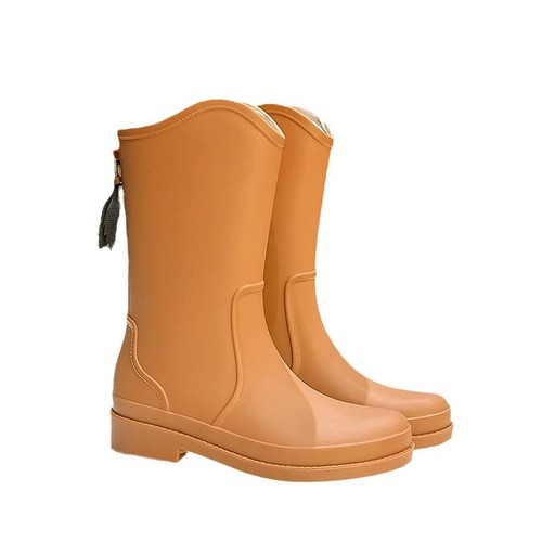 Cross-border mid-top women's outdoor water shoes high-top rain boots European and American fashion rain boots lightweight rubber shoes kitchen waterproof overshoes