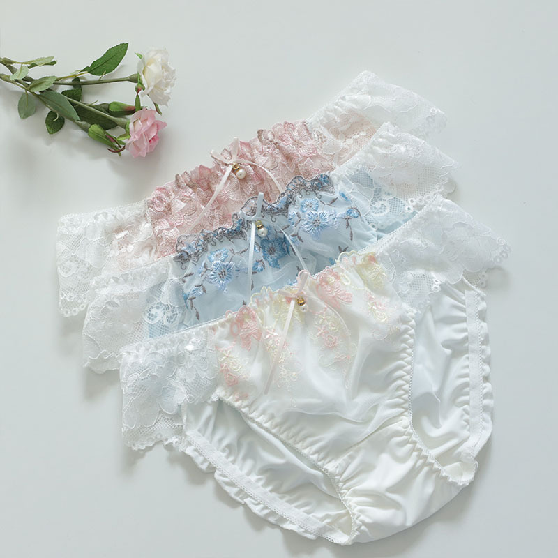 Source Manufacturer New Women's Underwear Cotton Mid-Waist Embroider Sexy Breathable Girls Underwear Japanese Triangle Shorts