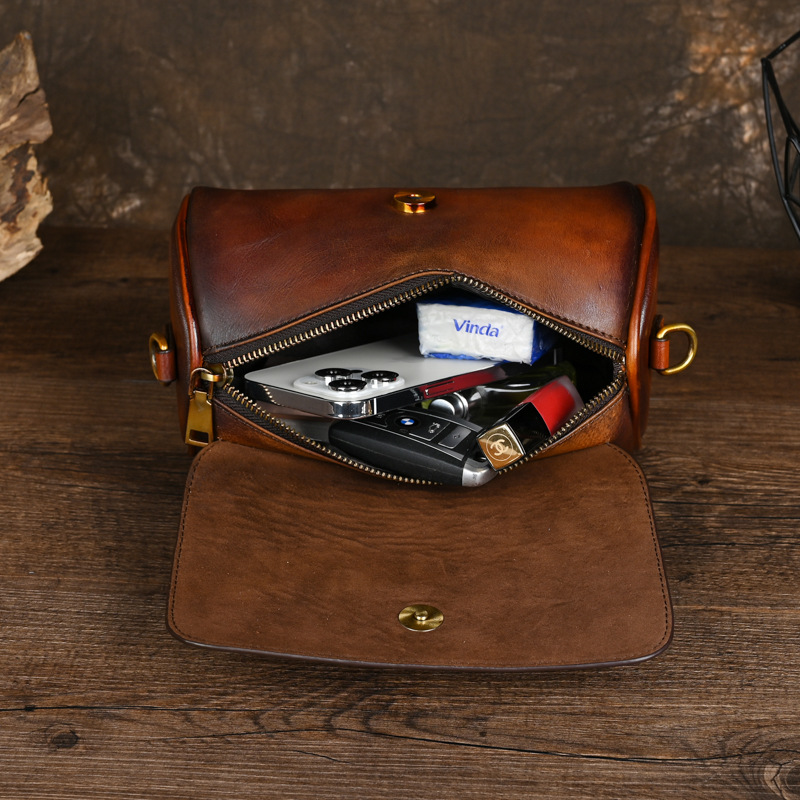 Borsa a tracolla da donna piccola a cilindro in vera pelle con strato superiore in pelle di vacchetta, borsa di nicchia_voghion.com