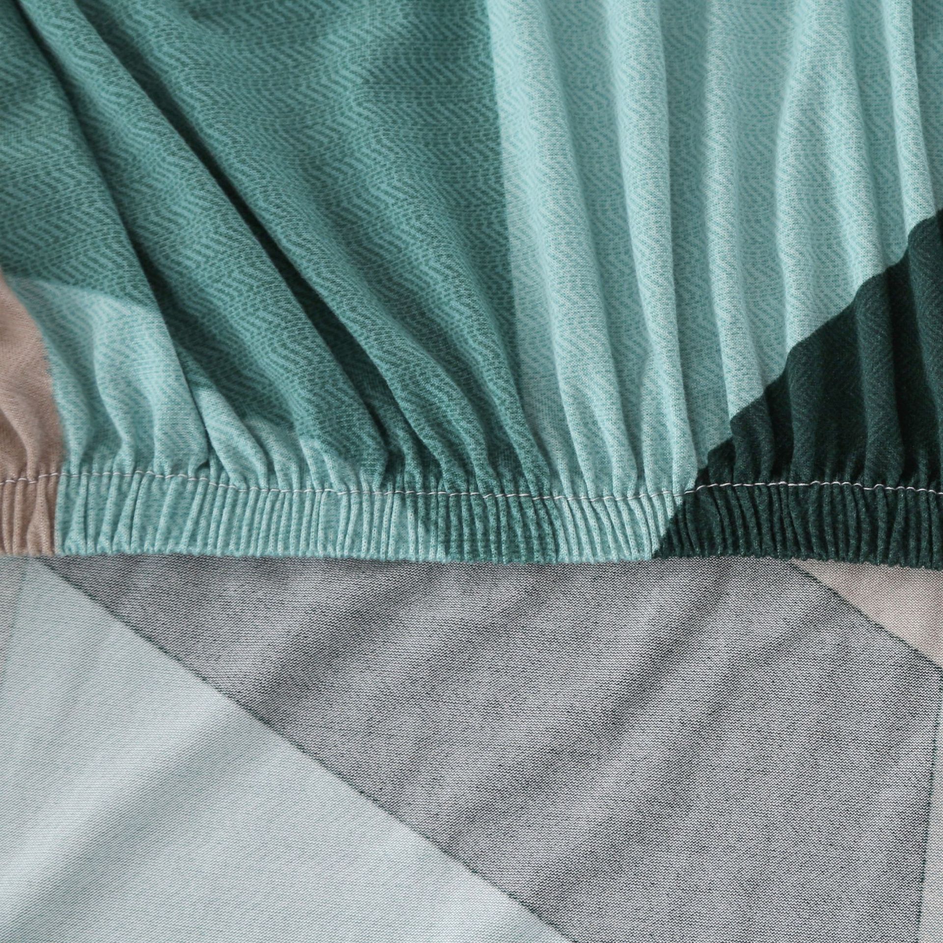 复制_跨境新款印花沙发罩 多功能针织弹力沙发床.jpg