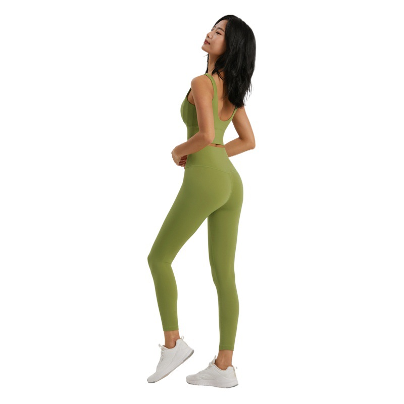 NULCライカスポーツ下着固定胸パッド高弾裸感ヨガブラジャーu型美背フィットネスベスト女性夏