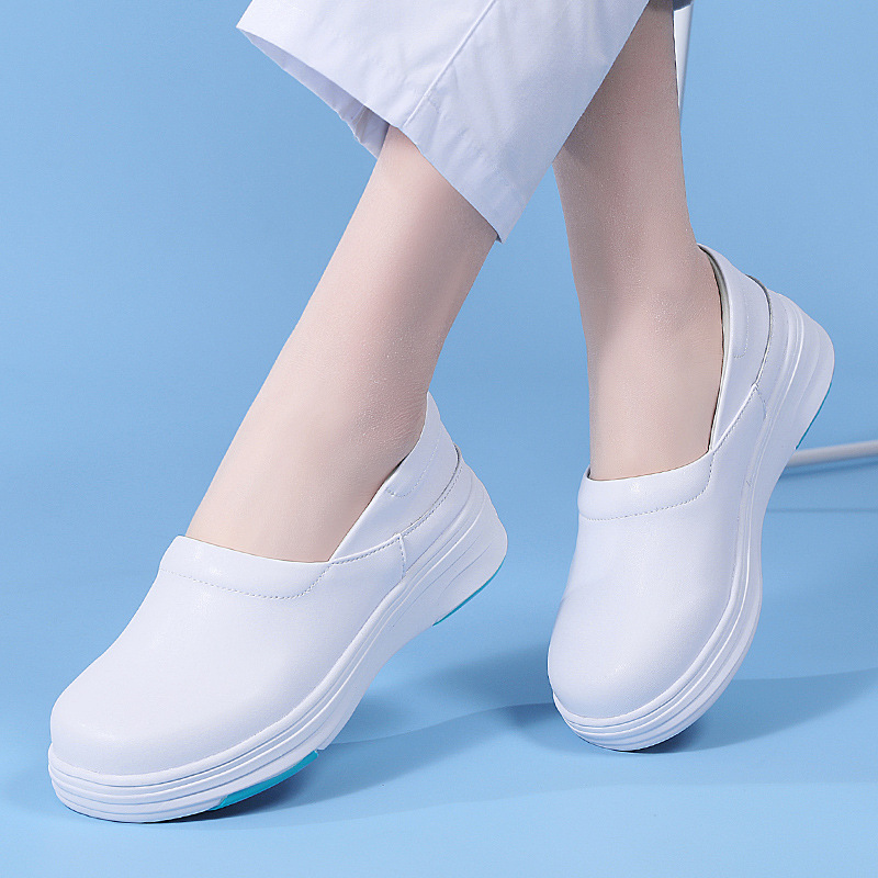 Spot zapatos de enfermera mujer transpirable suela suave, antideslizante, pies no cansados, suela gruesa, zapatos de trabajo negros médicos, comercio exterior transfronterizo