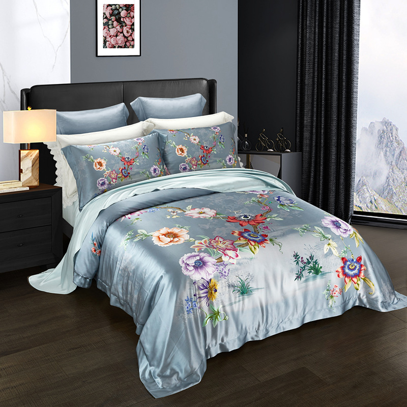 Summer Mulberry Silk Silk four-piece set 25mm silky smooth naked sleeping silk European quilt cover round bedding production