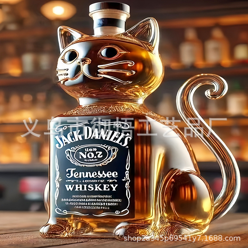 国境を越えて爆発したJeep Whiskey Bottleジープウイスキーの複数のボトルの振り子|undefined