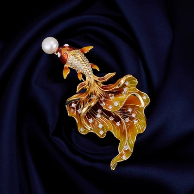 Freshwater Pearl Enamel Goldfish Brooch, Light Luxury and Elegant Clothing Accessory