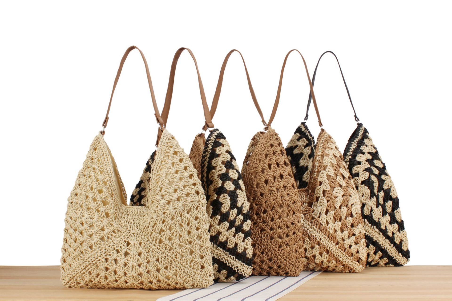 Borsa donna a spalla grande in paglia intrecciata versatile chic_voghion.com