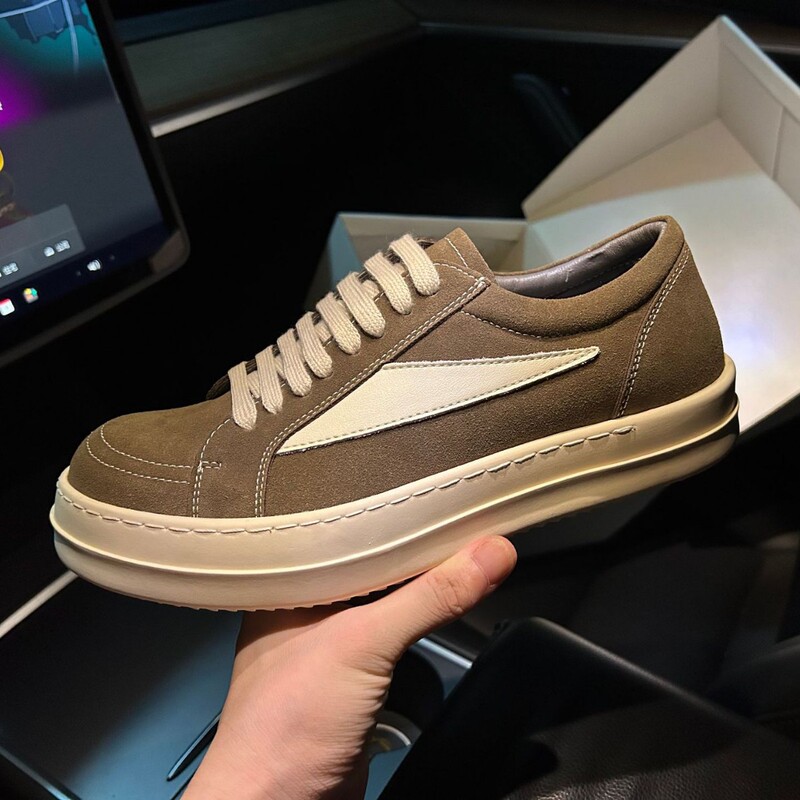 2025 Inverted Triangle Height-Increasing Genuine Leather Casual Sneakers Niche Design Retro Patchwork Thick-Soled Student Korean Yeezy 350 2025 Inverted Triangle Height-Increasing Genuine Leather Casual Sneakers Niche Design Retro Patchwork Thick-Soled Student Korean Yeezy 350