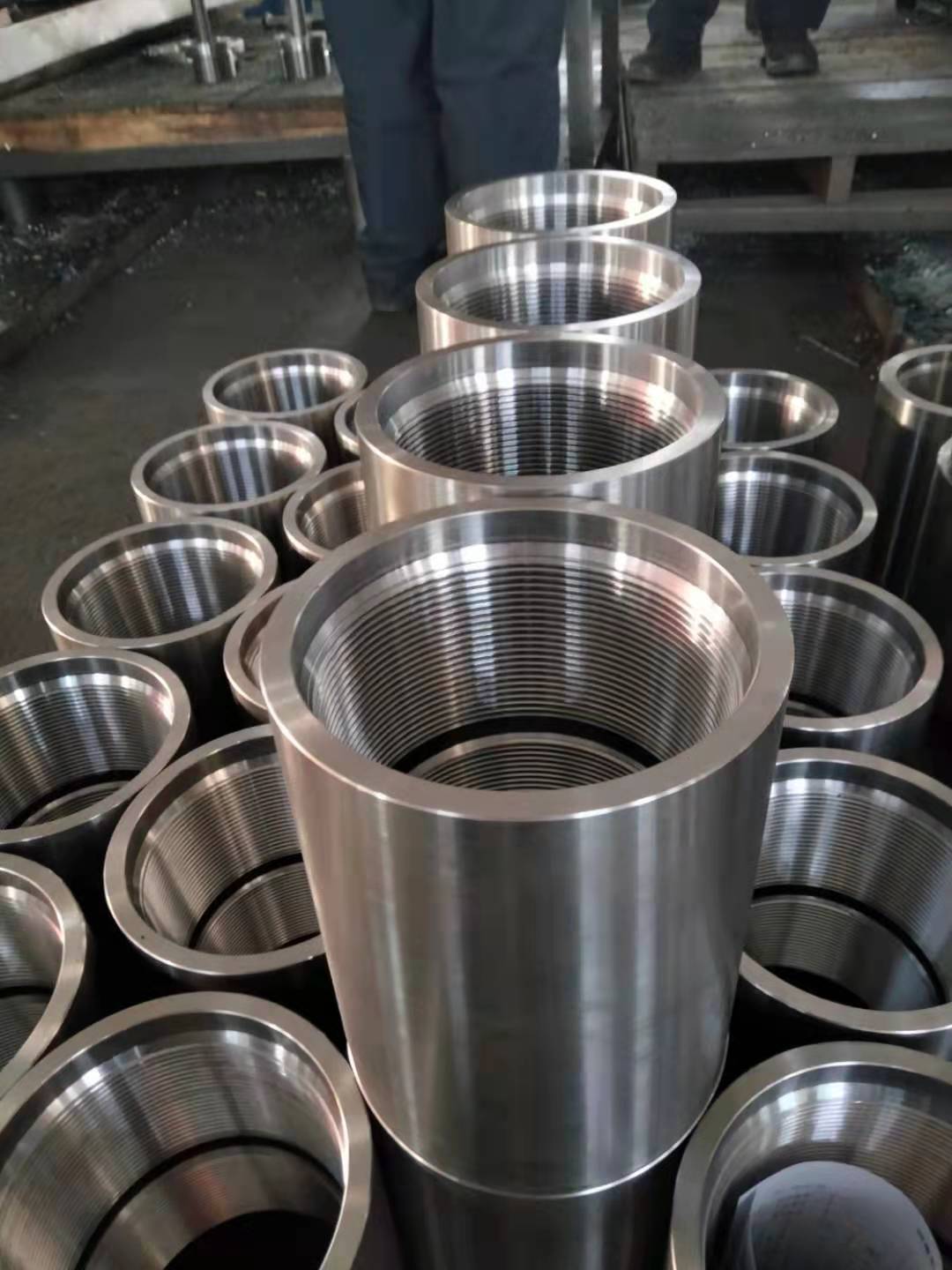 API 套管接箍 9-5/8 长圆，短圆，偏梯 L80 油管专用