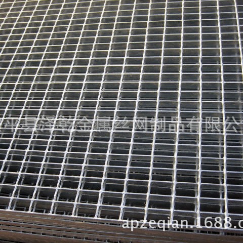武汉钢格板 防滑踏步 玻璃钢格栅板 不锈钢钢格板 镀锌钢格板