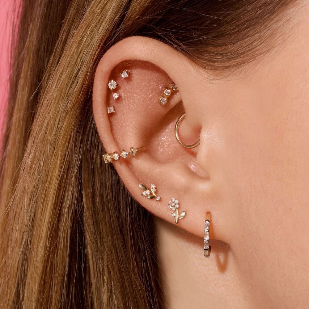 1g Weight 18K Real Gold Plated, Platinum Plated Plating Material Zircon Inlay Material 1 Piece Ear Cartilage Rings & Studs Classic Style Flower Copper Inlay Zircon Ear Cartilage Rings & Studs
