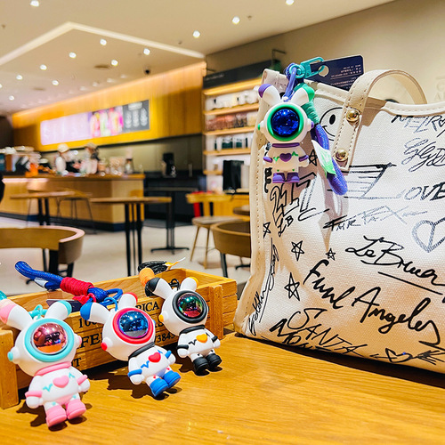 HOT COUPLE LIGHTNING BEAR KEY CHAIN LIGHTNING RABBIT GIRL EXQUISITE BOOKBAG HANGER ORNAMENT BOY STATIONERY CARS KEY RING DECORATION