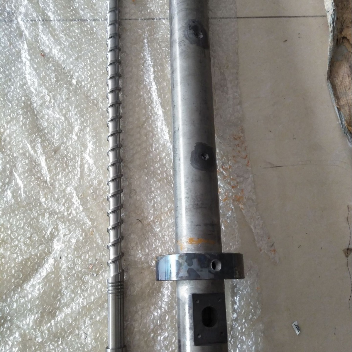 东莞   φ55螺杆 PVC门窗型材挤出用挤出机螺杆机筒，价格优美