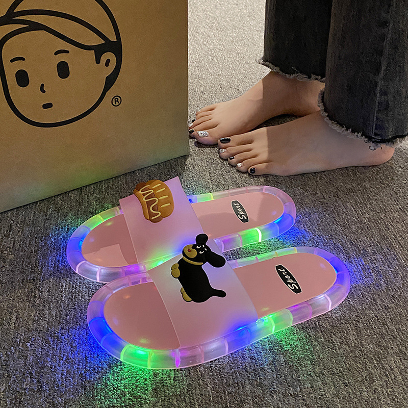 Trendy Glowing Slippers for Women, Flat Non-Slip Outdoor Wear, Cool Flashing Lights, Luminous One-Strap Couple and Friendship Crystal Sandals Trendy Glowing Slippers for Women, Flat Non-Slip Outdoor Wear, Cool Flashing Lights, Luminous One-Strap Couple and Friendship Crystal Sandals