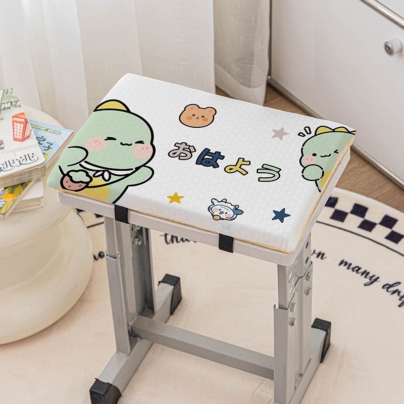 夏の座布団は学生の座布団を敷きます。|undefined