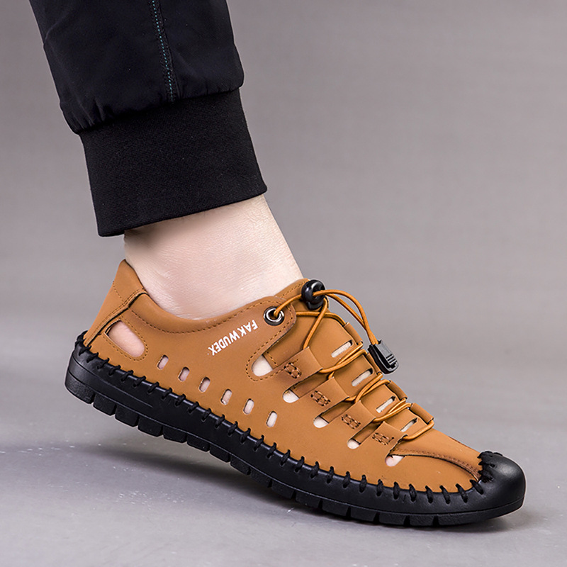 Nuevas sandalias de verano, zapatos de cuero huecos para hombres, zapatos de cabeza de bolsillo transpirables y cómodos, zapatos casuales con suela suave y baja.