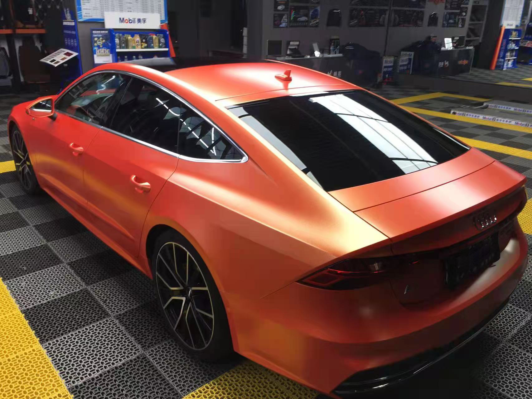 Glossy Diamond Chameleon Color Changing Film, Multi-Angle Colorful, Scratch-Resistant and Sun-Proof, Full Car Protective Film, Direct Supply from the Manufacturer