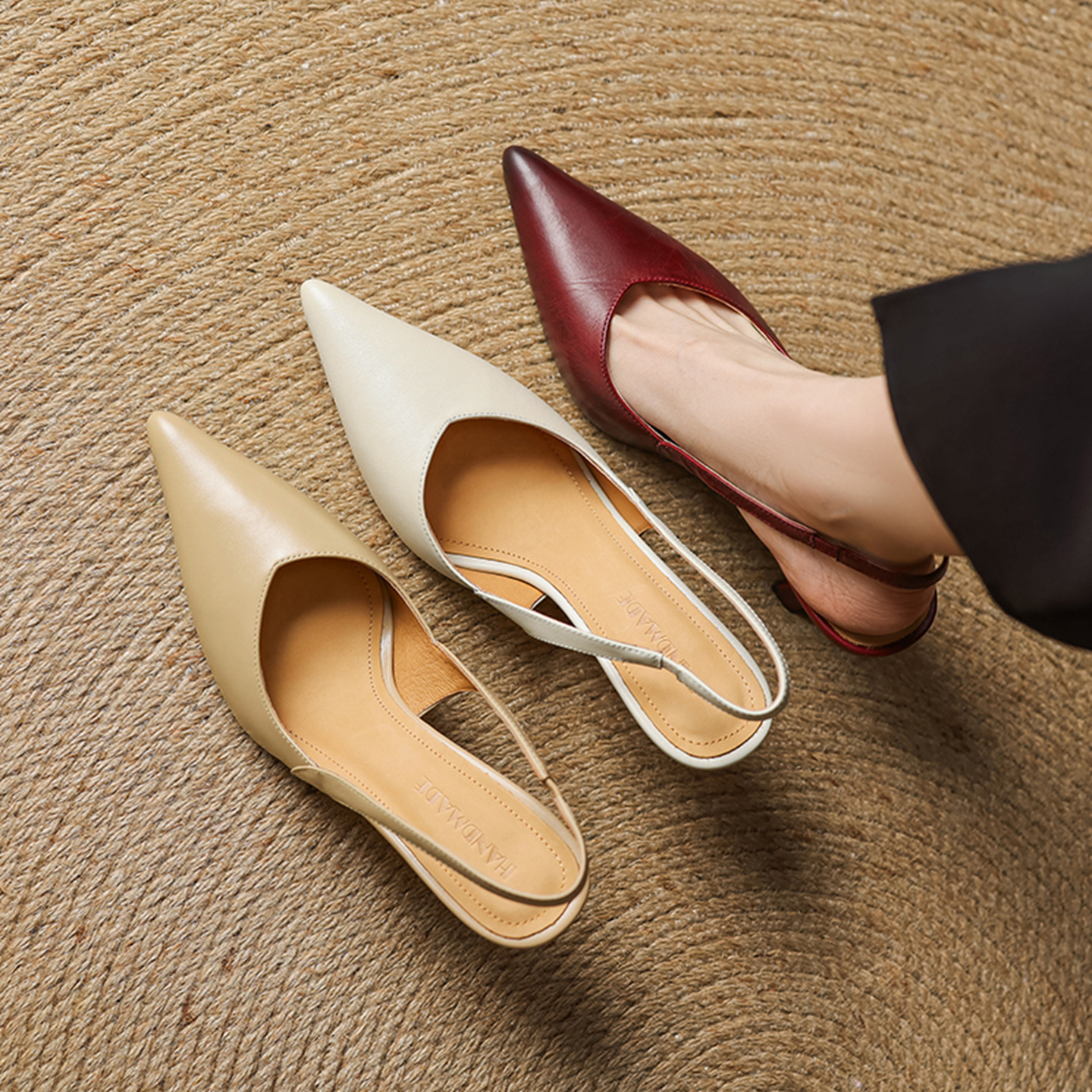 Sandal cao gót nữ mũi nhọn quai khóa, gót 9 cm phong cách Hàn Quốc — Rượu vang đỏ