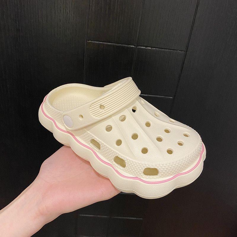 EVA ultra-light closed toe hole shoes girls' slippers women's summer comfortable outer wear non-slip deodorant baby boys' shoes students