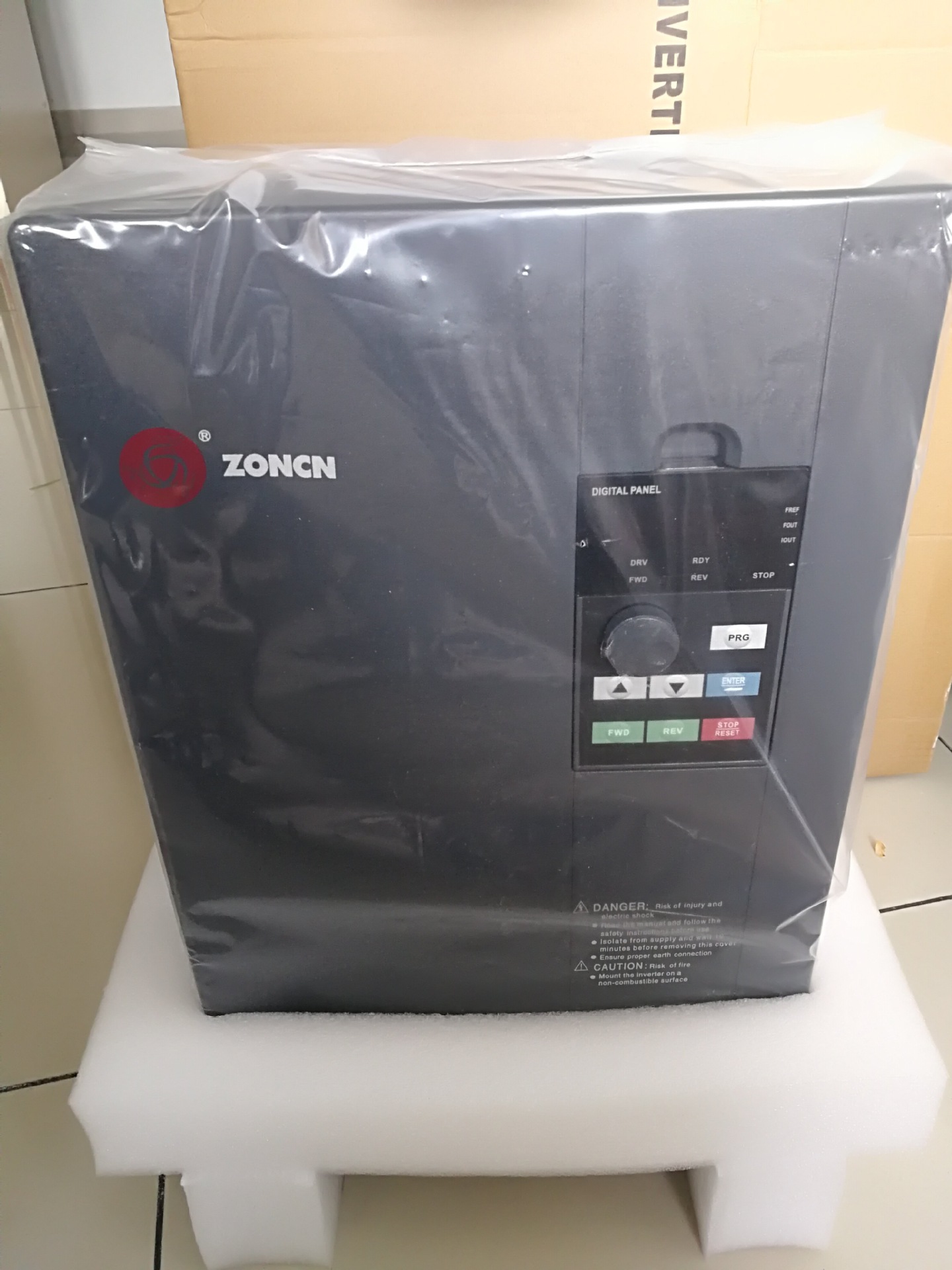 众辰ZONCN变频器H3400A0022KN1,H3400A0030K,H3400A0045KN1正品