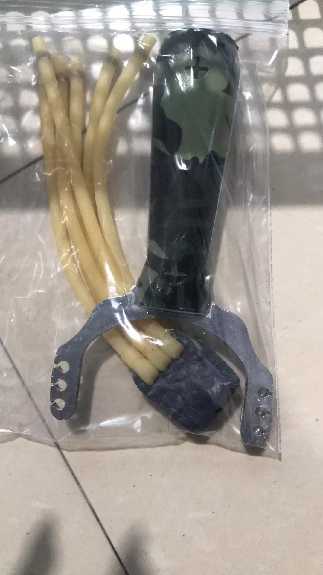 Professional Outdoor Slingshot Camouflage Wood Grain Latex Band_voghion.com