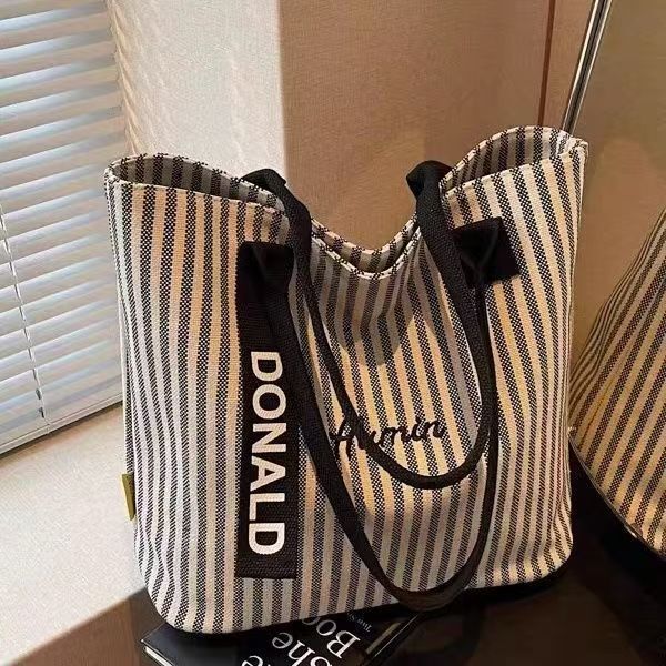 Large-Capacity Canvas Bag for Women 2025 New Versatile Stripesd Shoulder Bag Student Class Work Clothing Satchel Tote Bag Large-Capacity Canvas Bag for Women 2025 New Versatile Stripesd Shoulder Bag Student Class Work Clothing Satchel Tote Bag