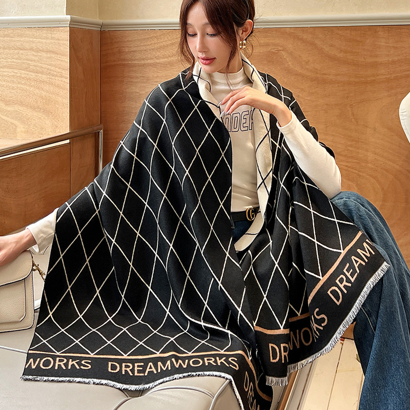 Nuova sciarpa jacquard di alta qualità, leggera sciarpa scozzese in cashmere double face da donna in stile Ling, sciarpa calda invernale ispessita, scialle_voghion.com
