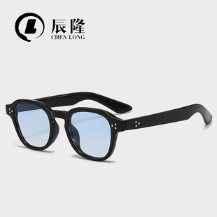 �羳�¿�͹řE�AС��̫��RŮ�����⾀С��ī�R�оW�t���ĳ�8128