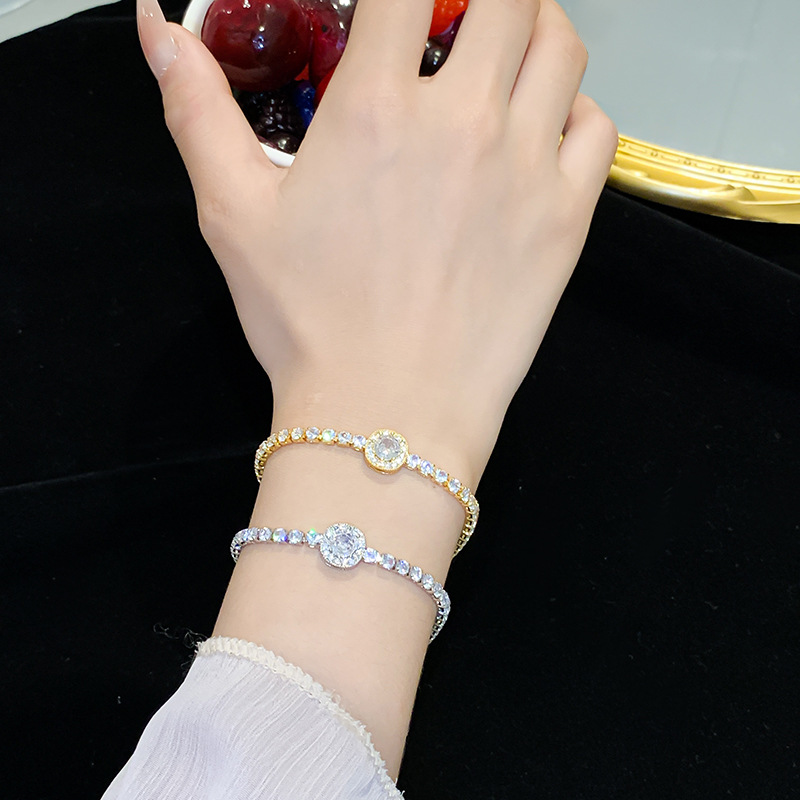 Bracciale rigido in zircone placcato oro per donna stile lusso_voghion.com