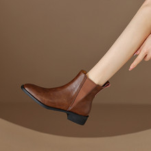 牛皮切尔西短靴女2022年新款冬季短筒靴子显瘦方头粗中跟时装靴
