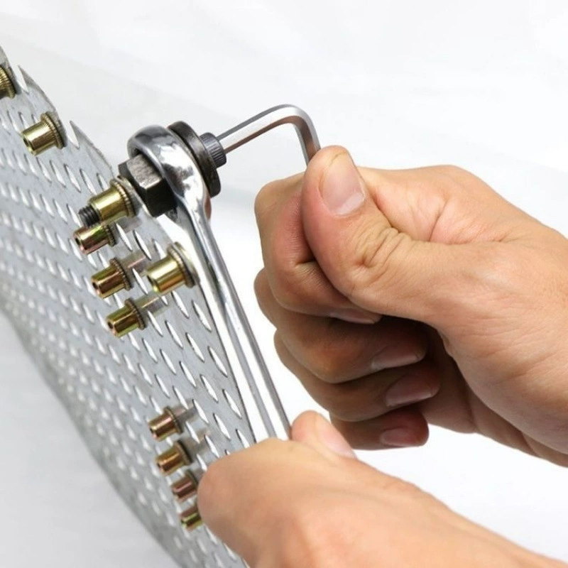 Электрический заклепочный пистолет для железных листов, инструмент для вытягивания заклепок, головка для номерного знака, простой ручной инструмент для тонких материалов.