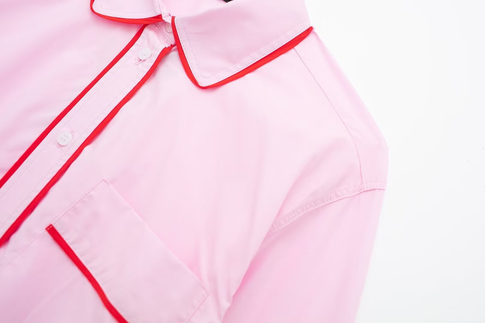 Maßgeschneidertes Popeline-Hemd für Damen im Sommer 2024 mit dekorativem Nachtwäsche-Set_voghion.com