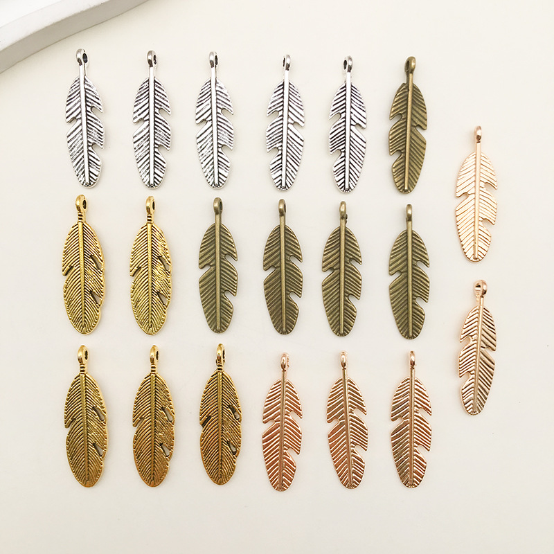 1 Piece Simple Style Feather Alloy Plating Pendant Jewelry Accessories display picture 4